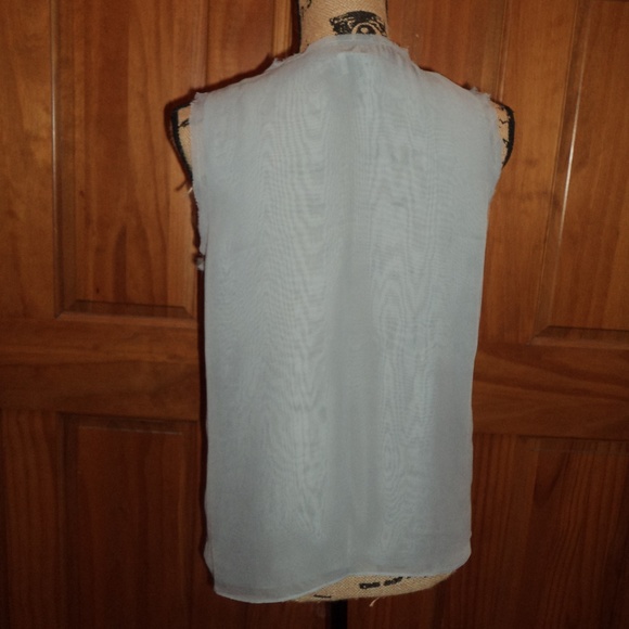 Top - Picture 4 of 6